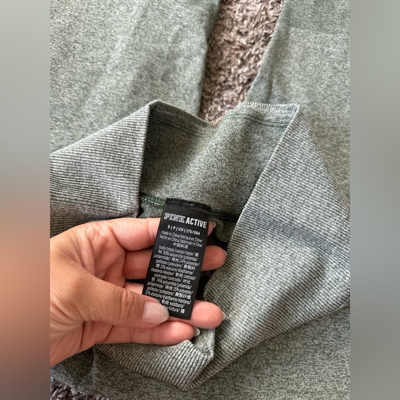 Women’s Victoria’s Secret PINK! ACTIVE Workout Legging Size Small - Picture 4 of 10